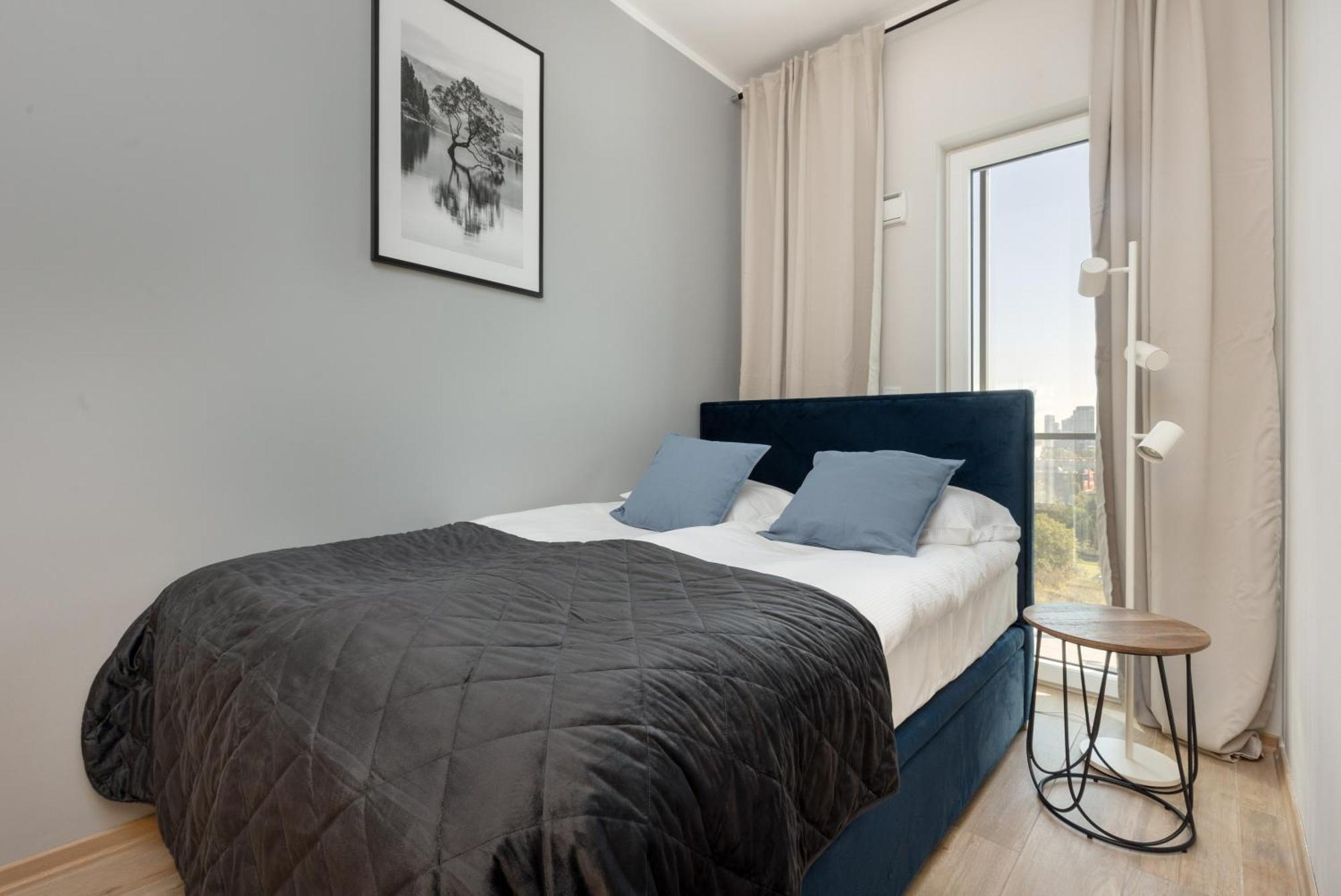 Business Center Apartments Warsaw Wola By Noclegi Renters Exterior foto